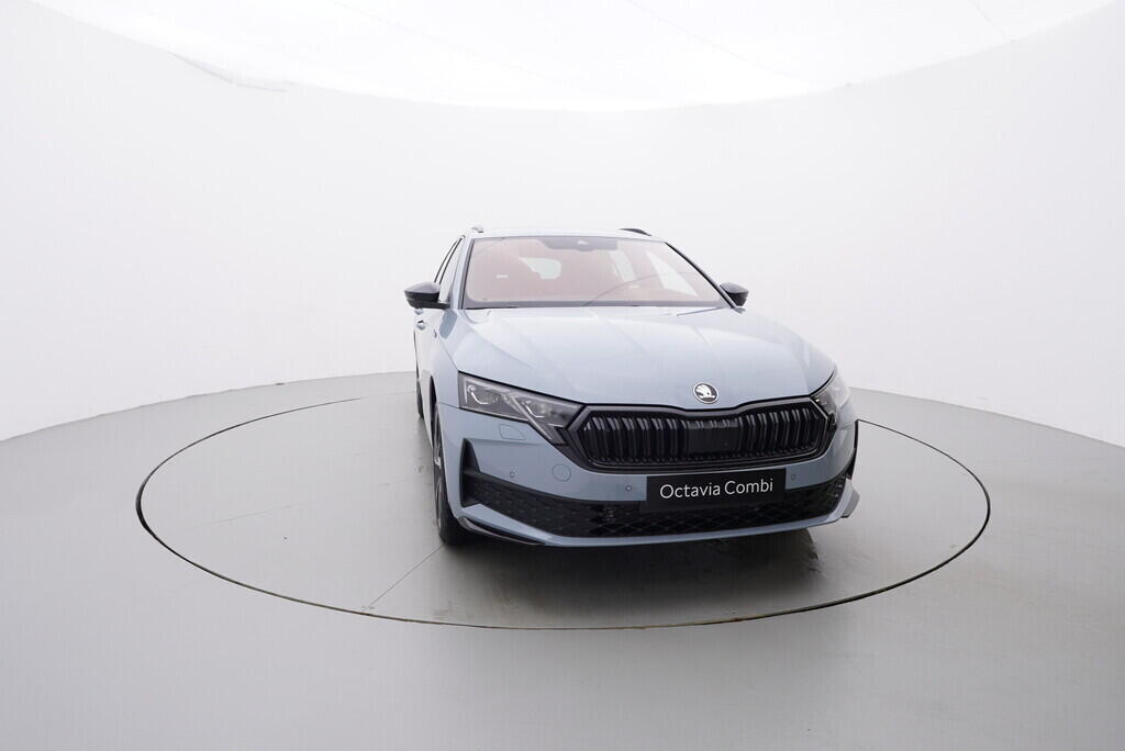 O011014728_17.webp_Octavia Combi Sportline 1,5 TSI 110 kW DSG