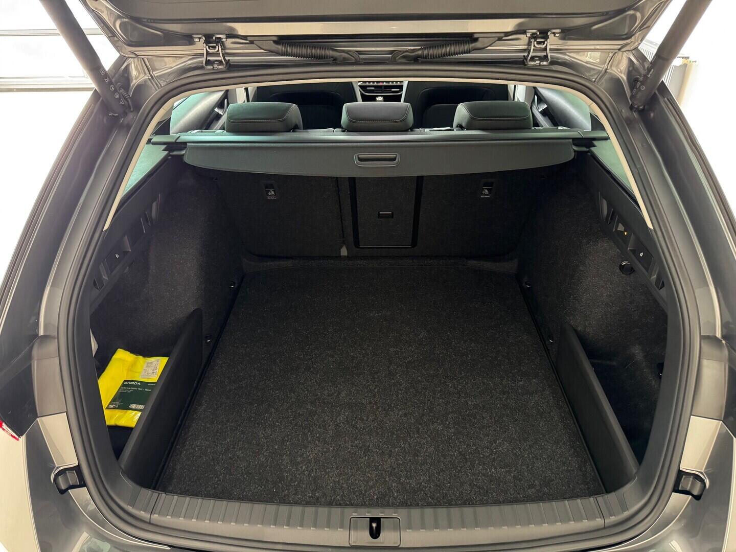 O011016553_15.webp_Octavia Combi Selection 1,5 TSI 110 kW