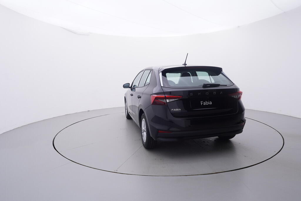 O011016700_13.webp_Fabia 130 let 1,0 TSI 70 kW 5st.manual