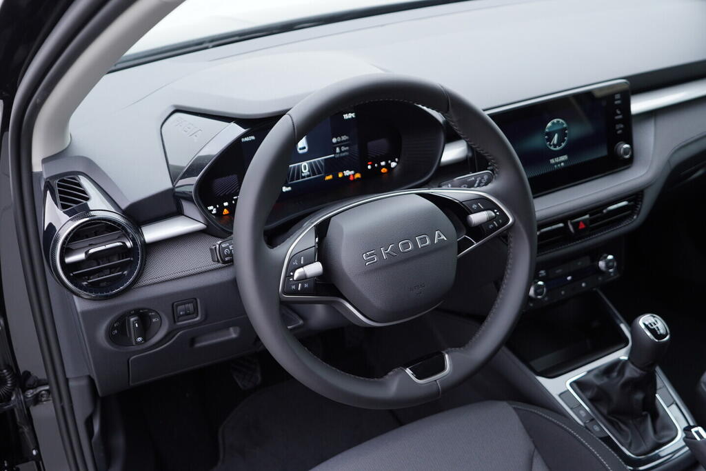 O011016700_19.webp_Fabia 130 let 1,0 TSI 70 kW 5st.manual