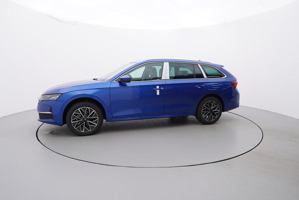 O011016707_11.webp_Octavia Combi Top Selection 1,5 TSI m-HEV 85 kW 7AP