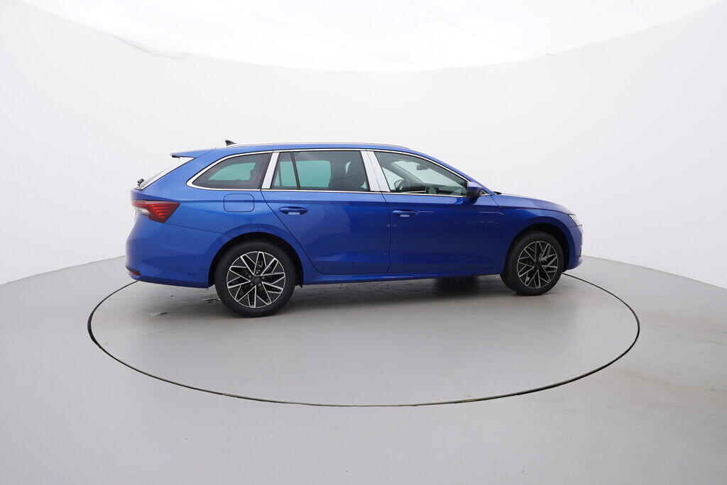 O011016707_15.webp_Octavia Combi Top Selection 1,5 TSI m-HEV 85 kW 7AP