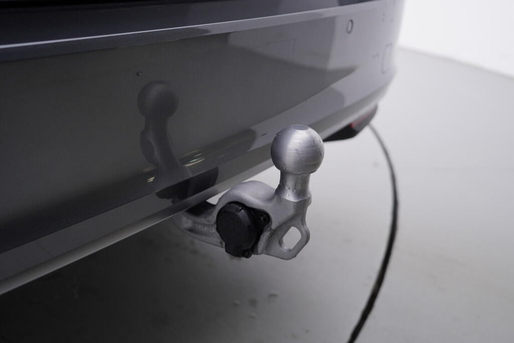 O011016711_48.webp_Superb Combi L&K 2,0 TDI 4x4 142 kW