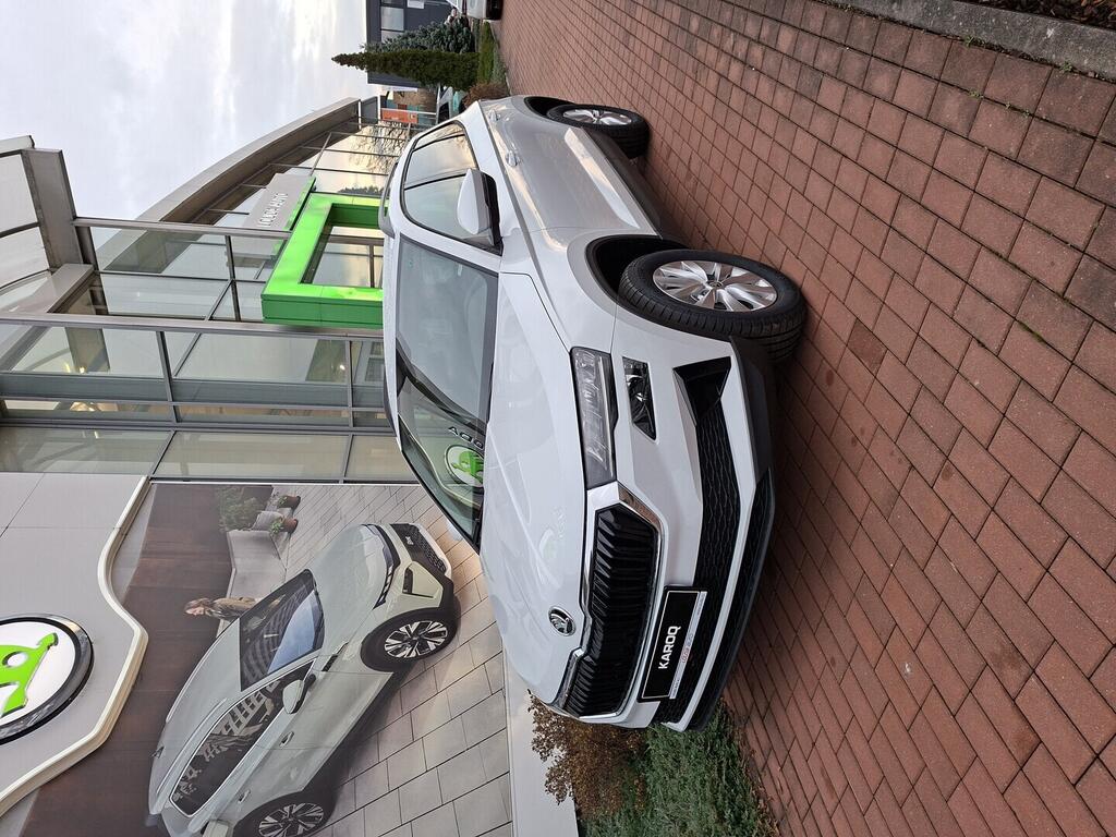 O011017050_10.webp_KAROQ Selection 2,0 TDI 110 kW