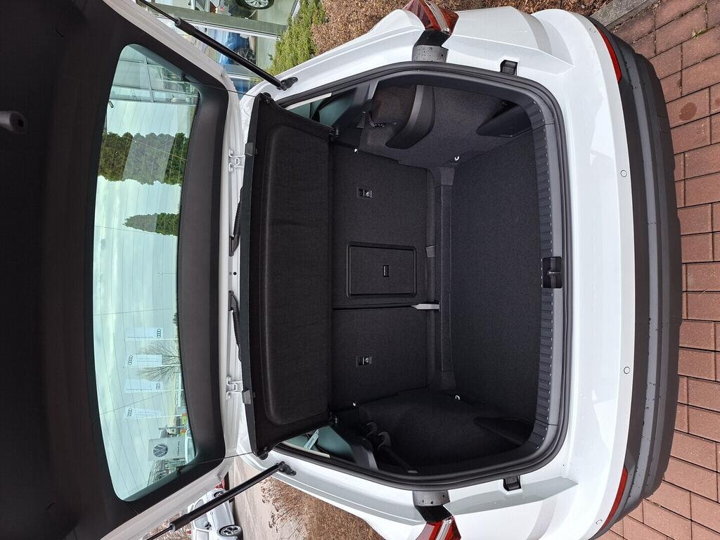 O011017050_11.webp_KAROQ Selection 2,0 TDI 110 kW