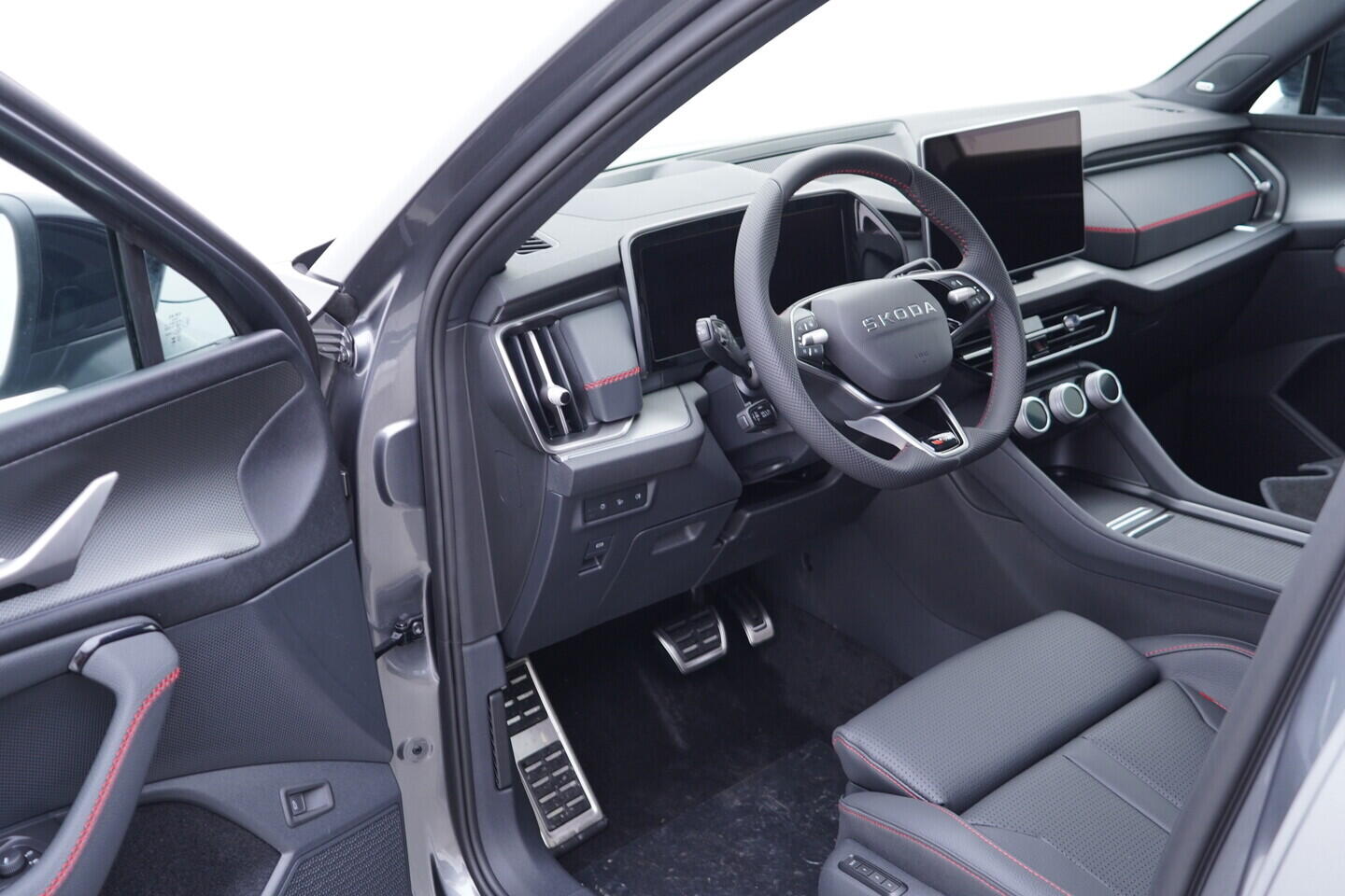 O011017105_18.webp_Kodiaq RS 2.0 TSI 4x4 195 kW