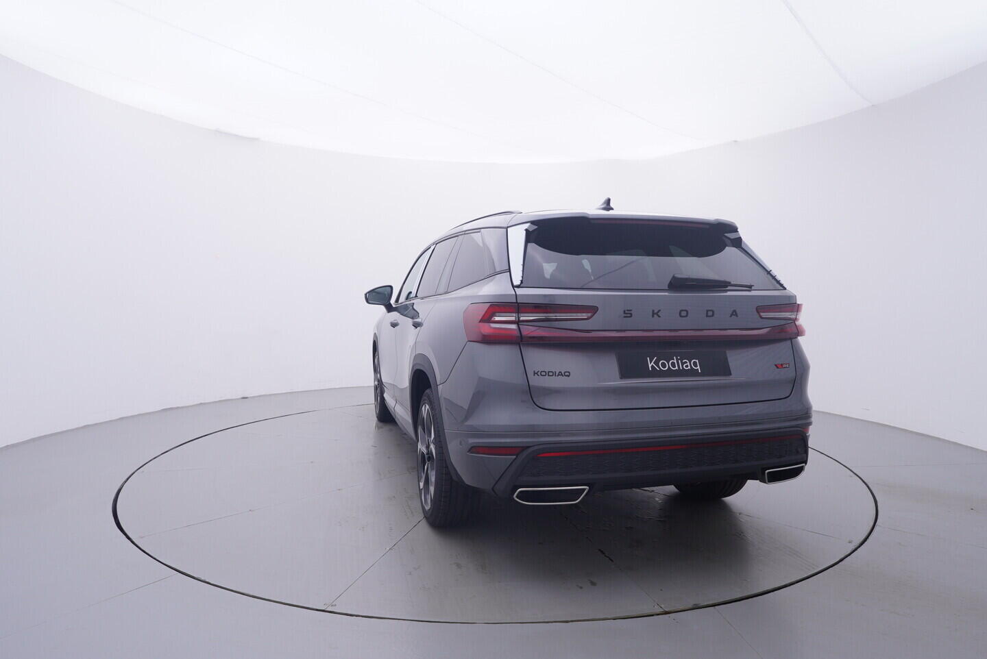 O011017212_13.webp_Kodiaq RS 2.0 TSI 4x4 195 kW