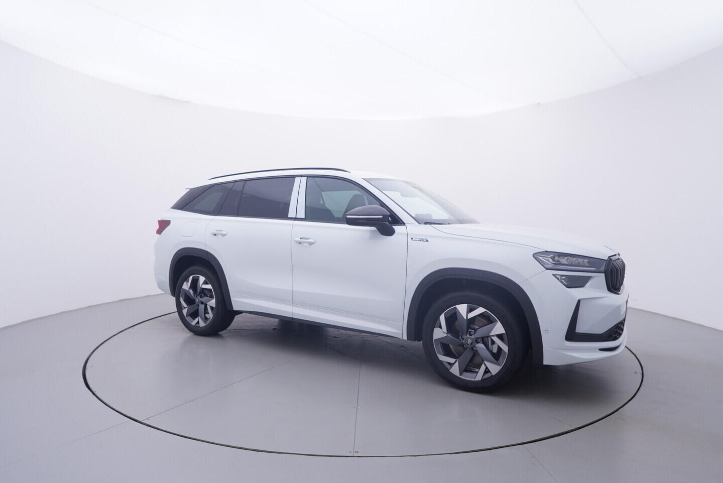 O011017290_16.webp_Kodiaq Sportline 2.0 TDI 4x4 142 kW