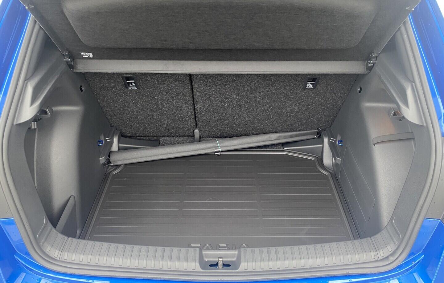 O011017389_21.webp_Fabia Monte Carlo 1,0 TSI 81 kW