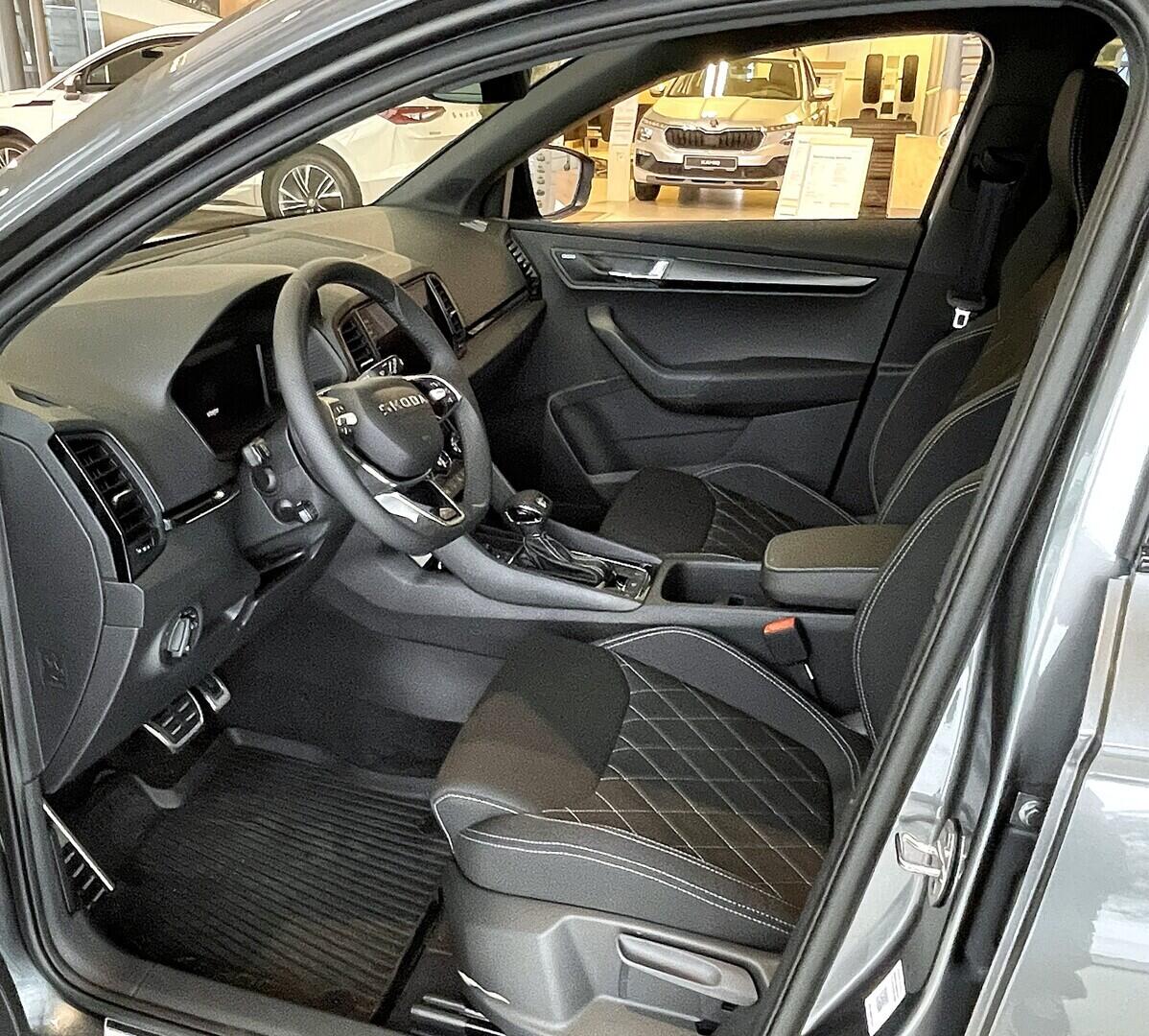 O011017425_15.webp_Karoq Sportline 1.5 TSI 110 kW