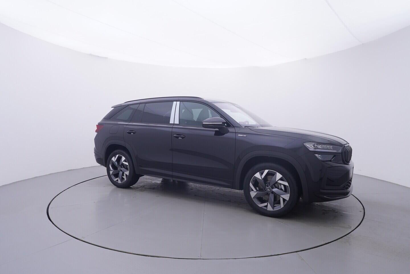 O011017454_16.webp_Kodiaq Sportline 2.0 TDI 4x4 142 kW