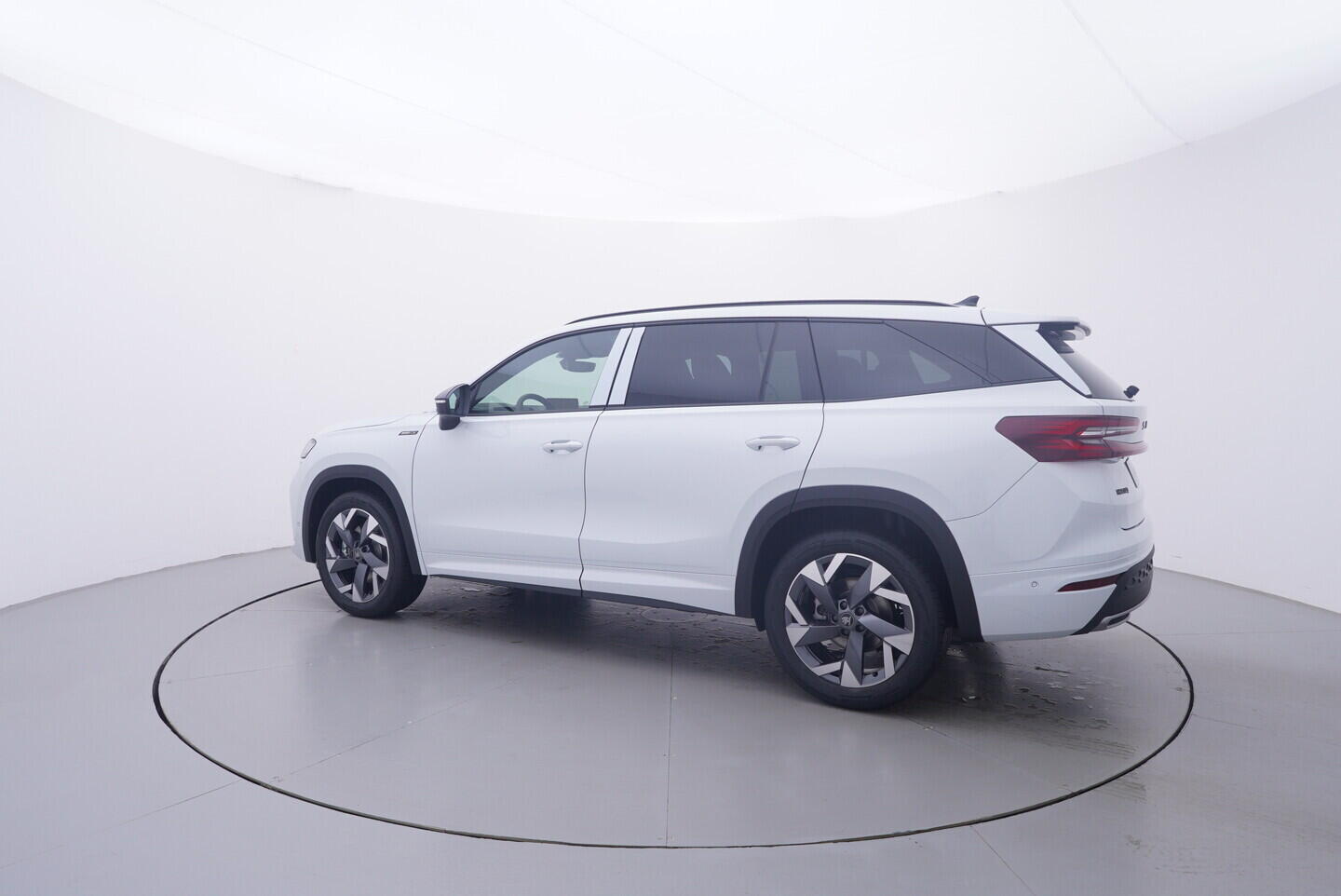 O011017476_12.webp_Kodiaq Sportline 2.0 TDI 4x4 142 kW