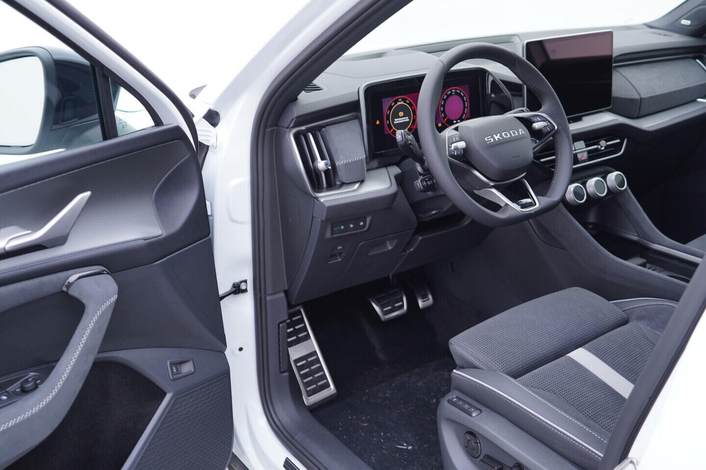 O011017476_18.webp_Kodiaq Sportline 2.0 TDI 4x4 142 kW