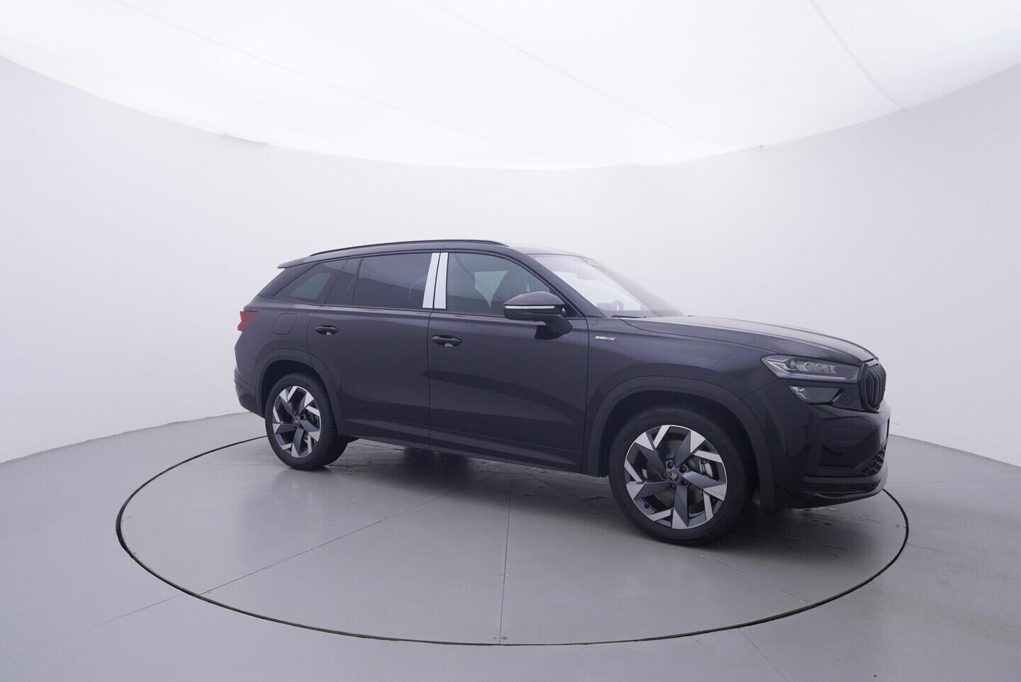O011017479_16.webp_Kodiaq Sportline 2.0 TDI 4x4 142 kW