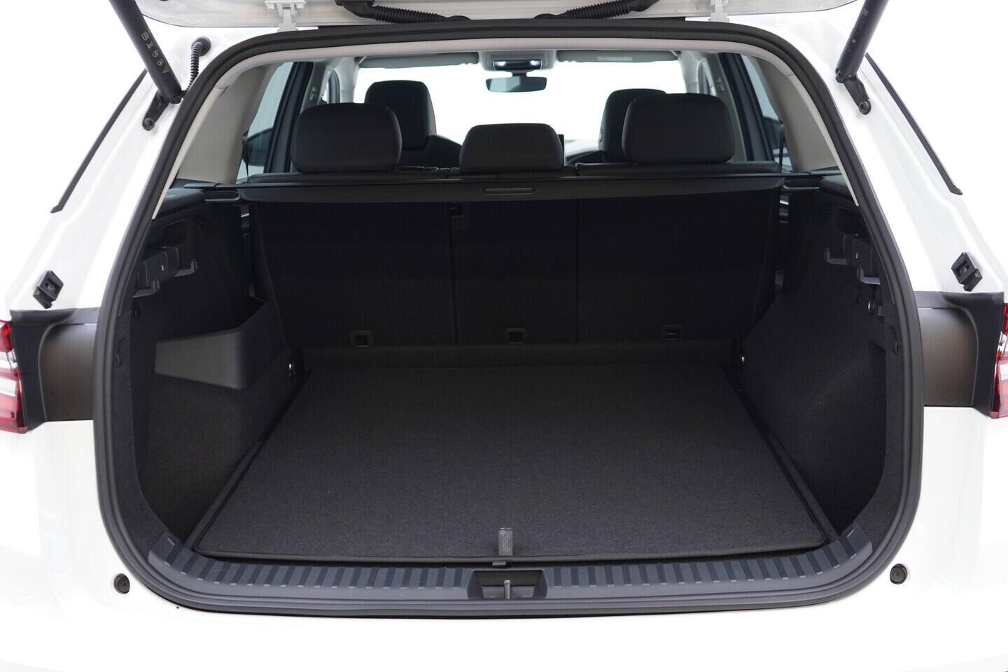 O011017482_20.webp_Kodiaq Selection 2.0 TDI 4x4 142 kW