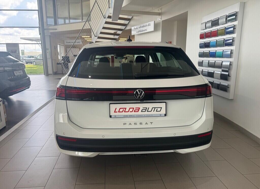 O021O08045_15.webp_Passat Limited 2,0 TDI 90 kW