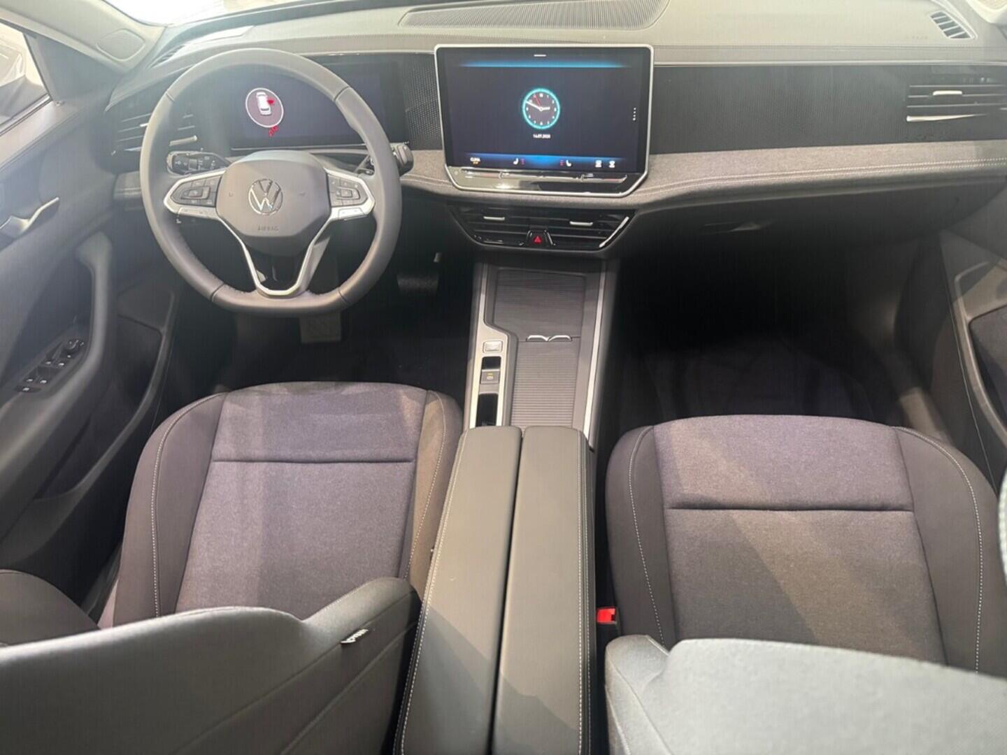 O021O08045_21.webp_Passat Limited 2,0 TDI 90 kW