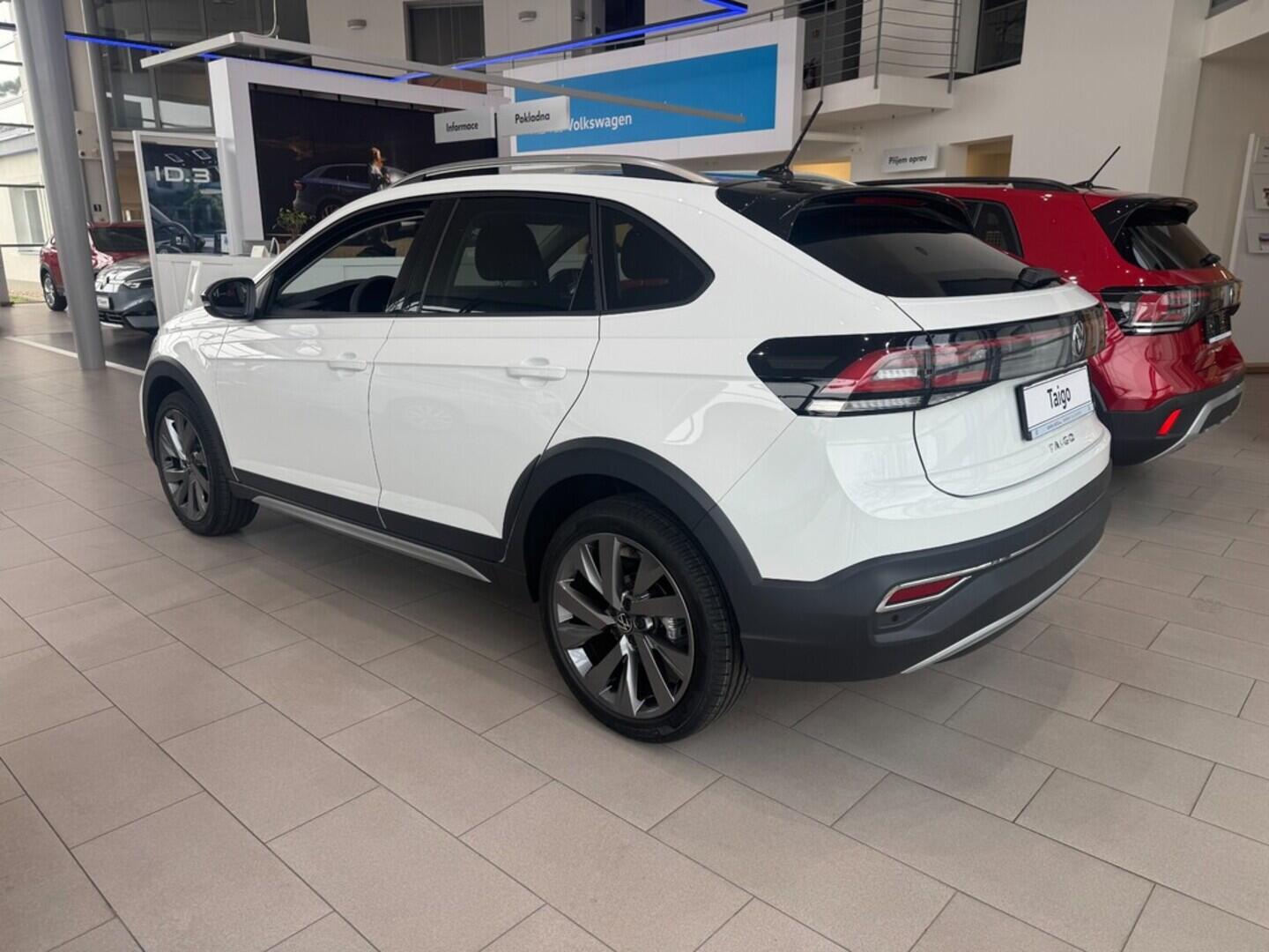 O021O08131_16.webp_Taigo Love 1,0 TSI 7DSG 85 kW