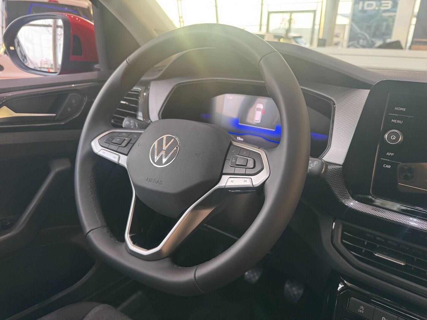 O021O08163_17.webp_T-Cross People  1,5 TSI 7DSG 110 kW