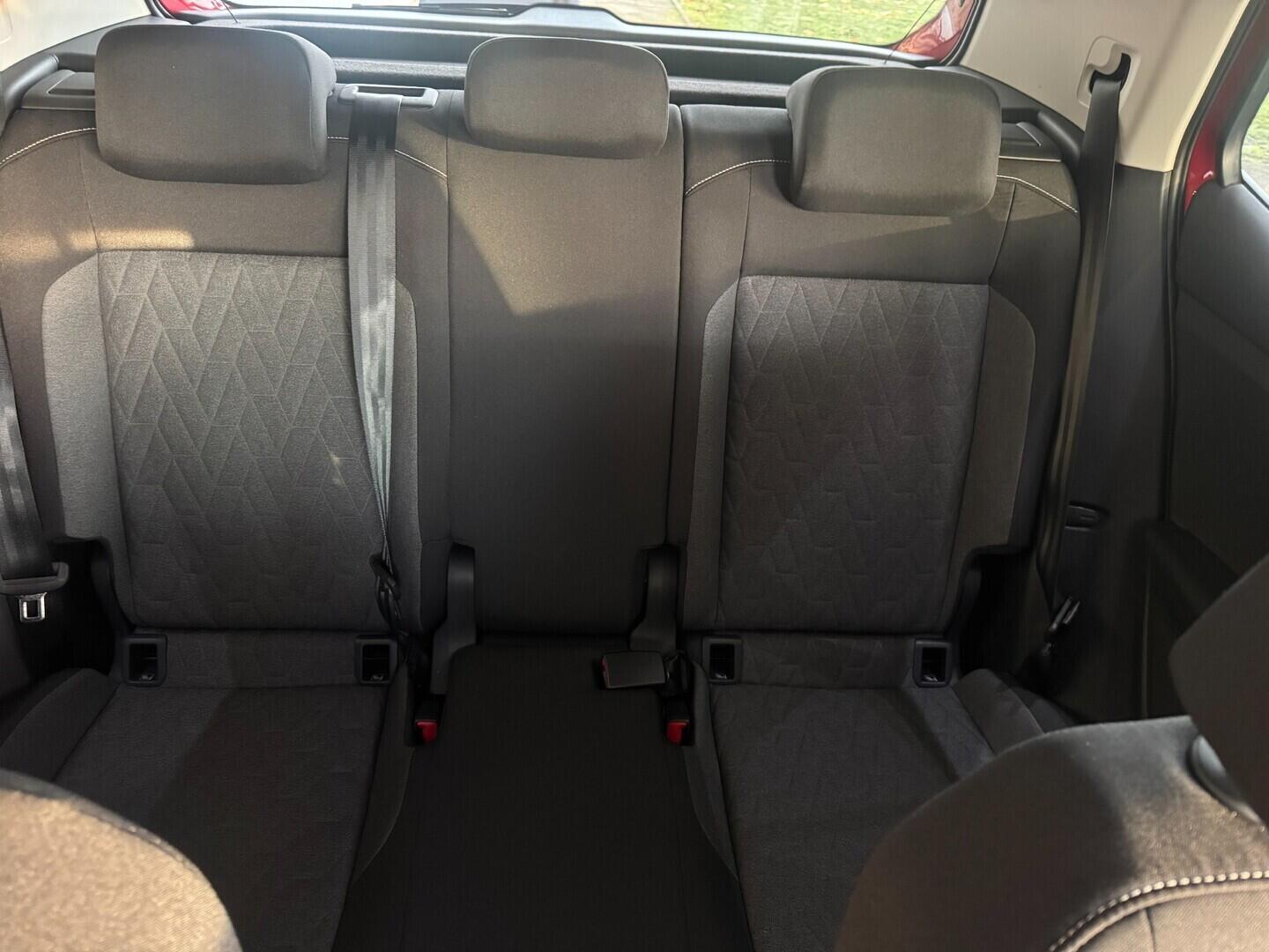 O021O08163_19.webp_T-Cross People  1,5 TSI 7DSG 110 kW