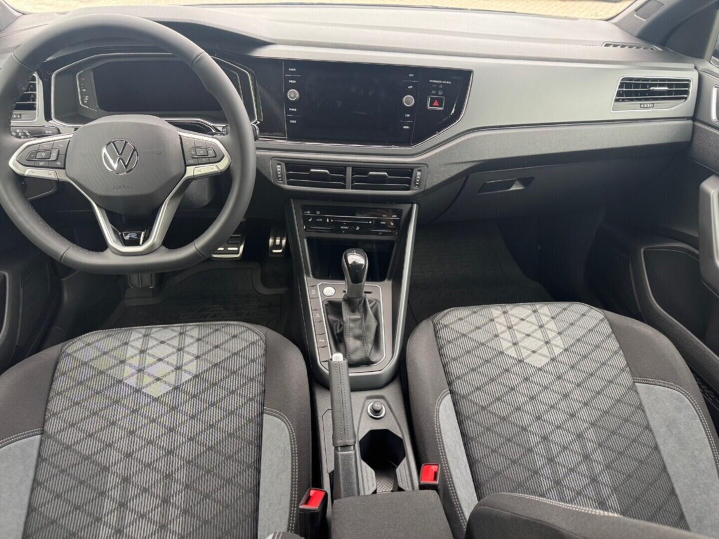 O021O08165_21.webp_Taigo R-Line People 1,5 TSI 110 kW