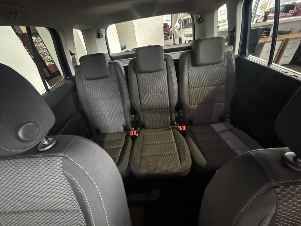 O021O08210_19.webp_Touran Friends 1,5 TSI EVO2 7DSG 110 kW