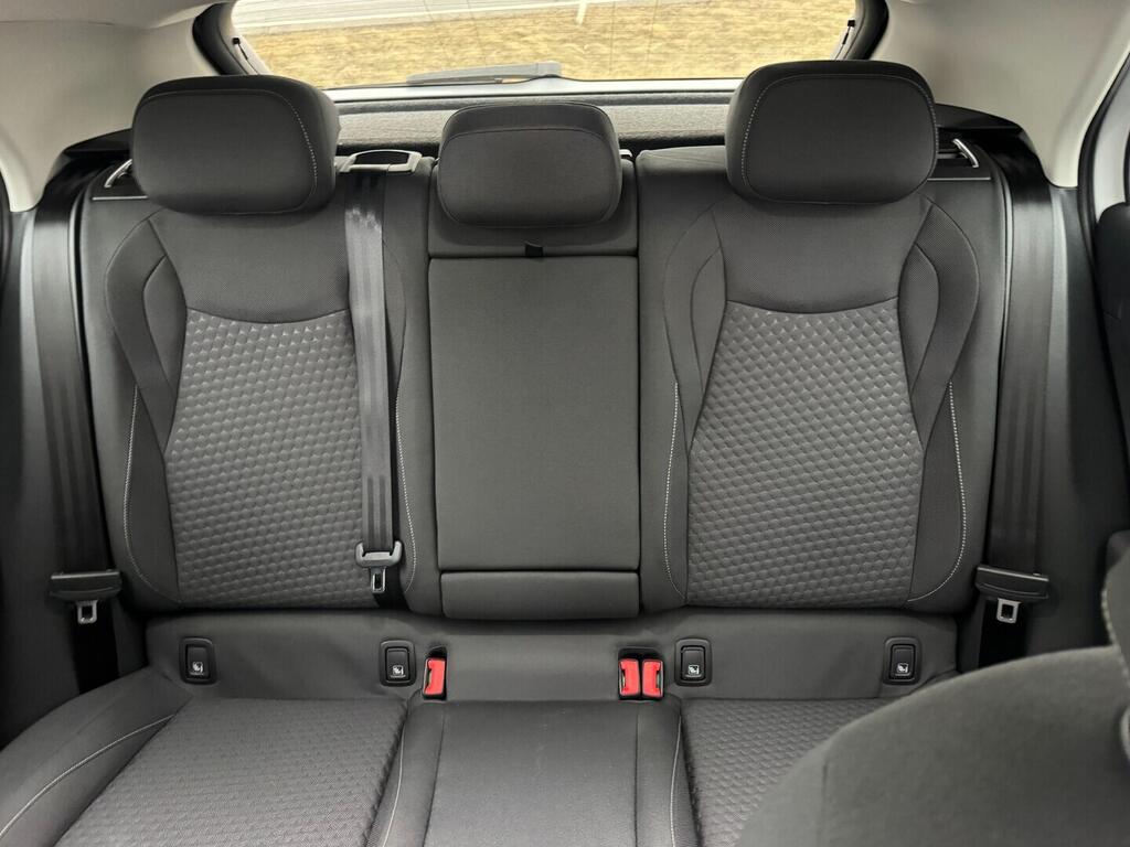 O021O08235_20.webp_T-Roc Life 1,5 eTSI 110 kW 7DSG