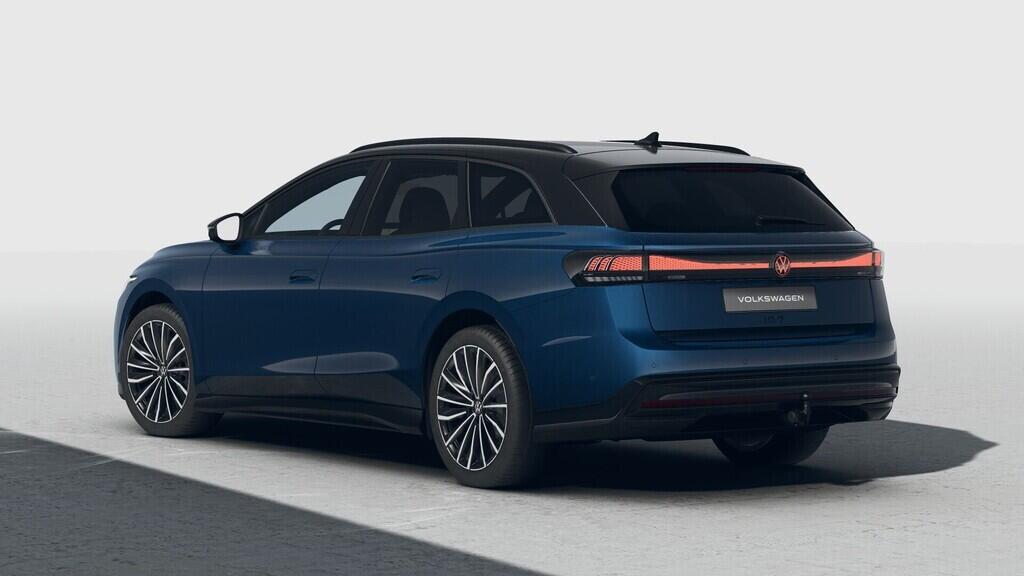 O021O08246_12.webp_ID.7 Tourer Pro S People 210  kW 86 kW