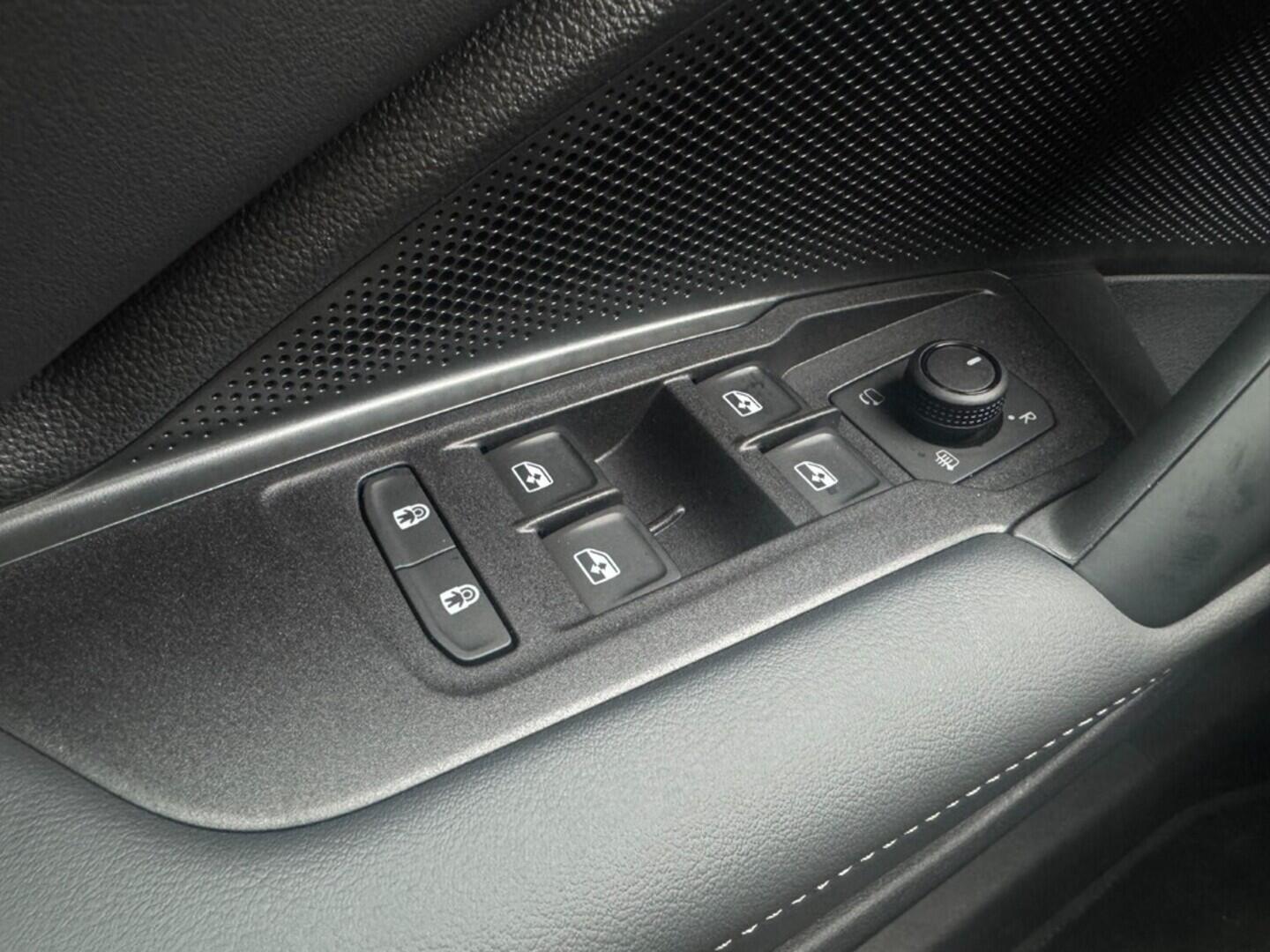 O021O08259_20.webp_Tayron People 1,5 eTSI mHEV 110 kW