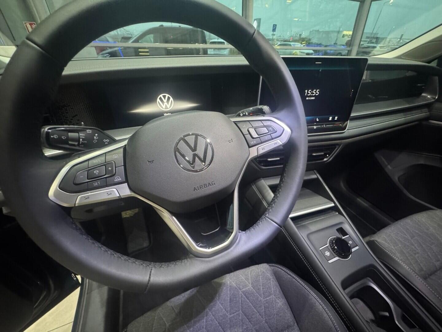 O021O08260_20.webp_Tayron People 1,5 eTSI mHEV 110 kW