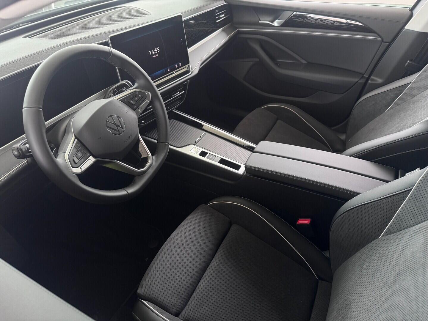 O021O08307_20.webp_Passat Elegance 2,0 TDI 142 kW 4MOT  142 kW