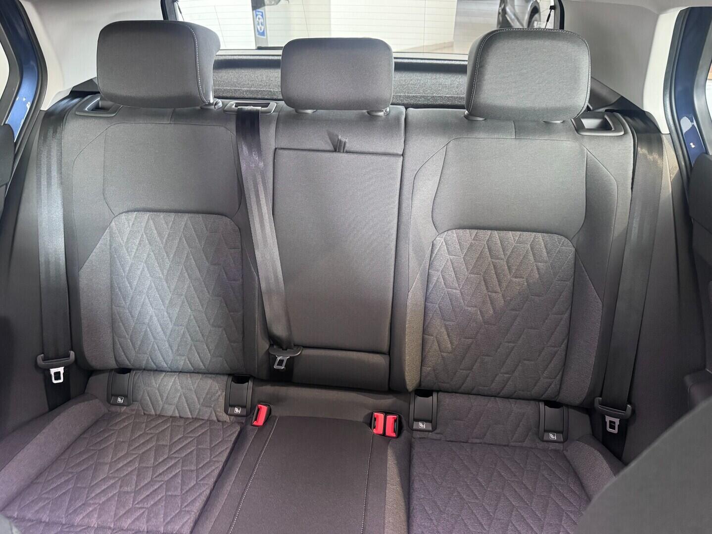 O021O08330_18.webp_Golf People 1,5 TSI 85 kW