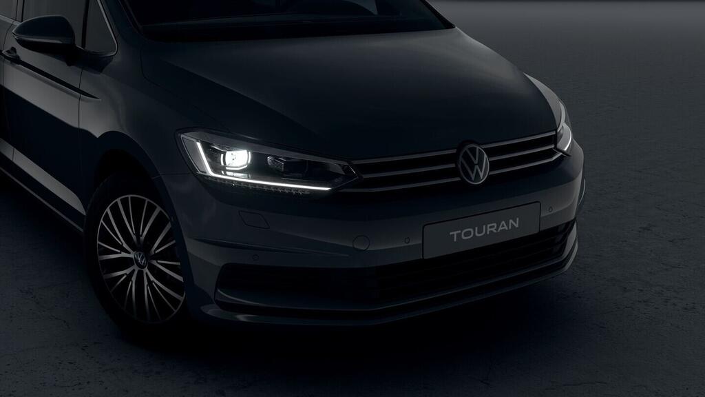 O021O08338_13.webp_Touran People 1,5 TSI 110 kW EVO2 7DSG 110 kW