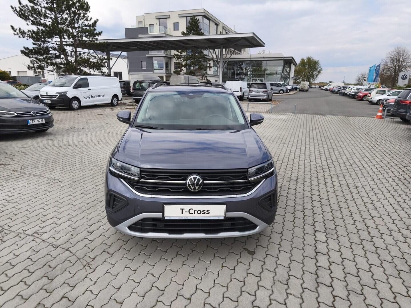 O021O08356_11.webp_T-Cross Love 1,0 TSI 5G 70 kW