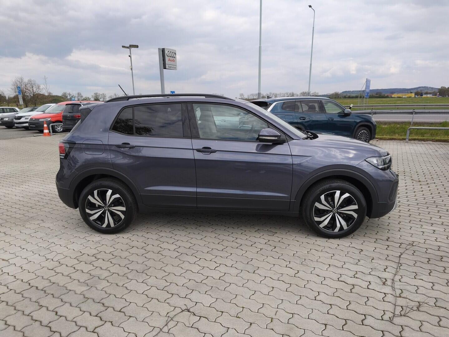 O021O08356_13.webp_T-Cross Love 1,0 TSI 5G 70 kW