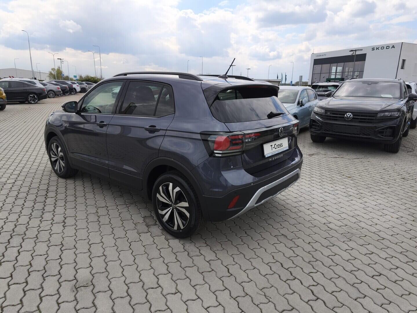 O021O08356_16.webp_T-Cross Love 1,0 TSI 5G 70 kW