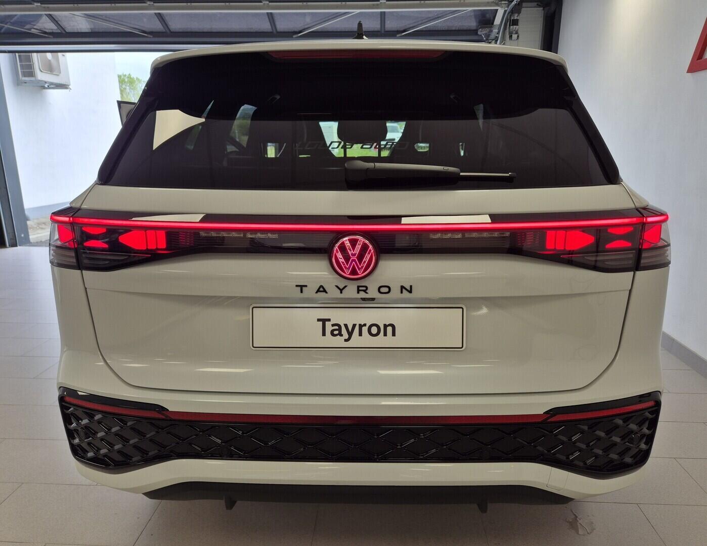 O021O08381_13.webp_Tayron R-Line People 2,0 TSI 150 kW 7 DSG 4MOT