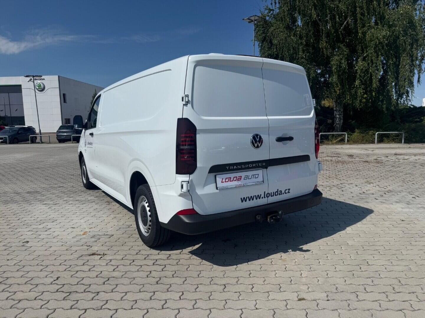 O021U02229_16.webp_Transporter skříň DR 2.0 TDI 110 kW