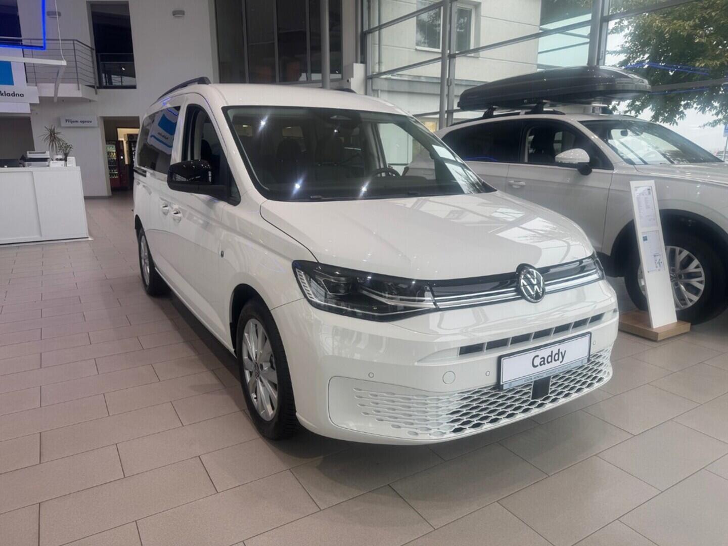 O021U02282_12.webp_Akční Caddy Maxi 1,5 TSI PHEV 85 kW
