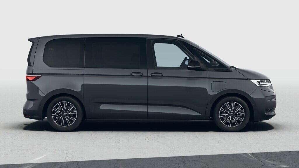 O021U02284_13.webp_Akční Multivan Life 1,5 TSI PHEV 130 kW