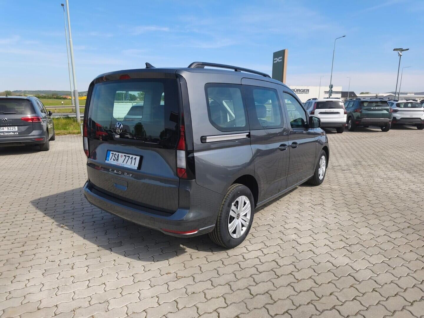 O021U02317_14.webp_Akční Caddy 1,5 TSI DSG 85 kW