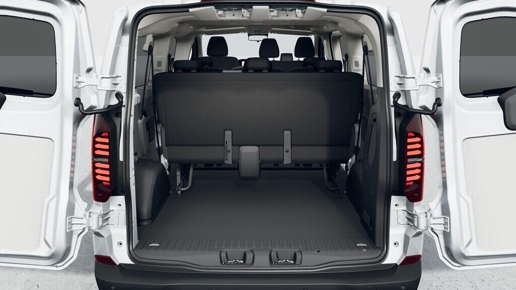 O021U02324_20.webp_Entry Transporter Kombi DR 2,0 TDI 110 kW