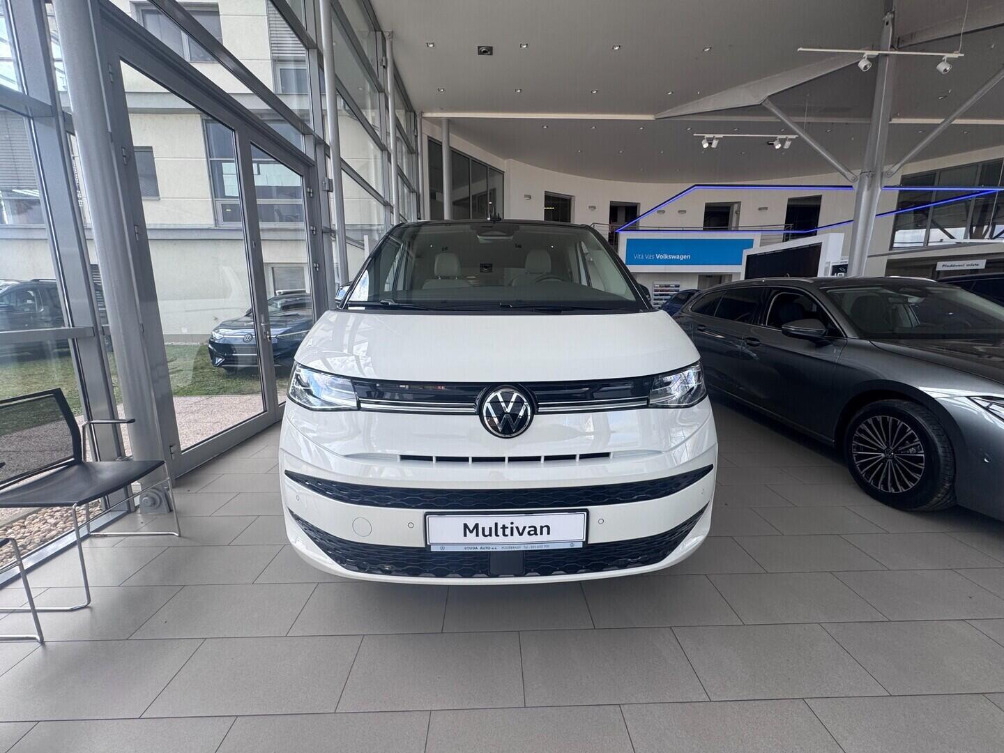 O021U02346_11.webp_Akční Multivan Long Life 2,0 TDI 110 kW 7 DSG