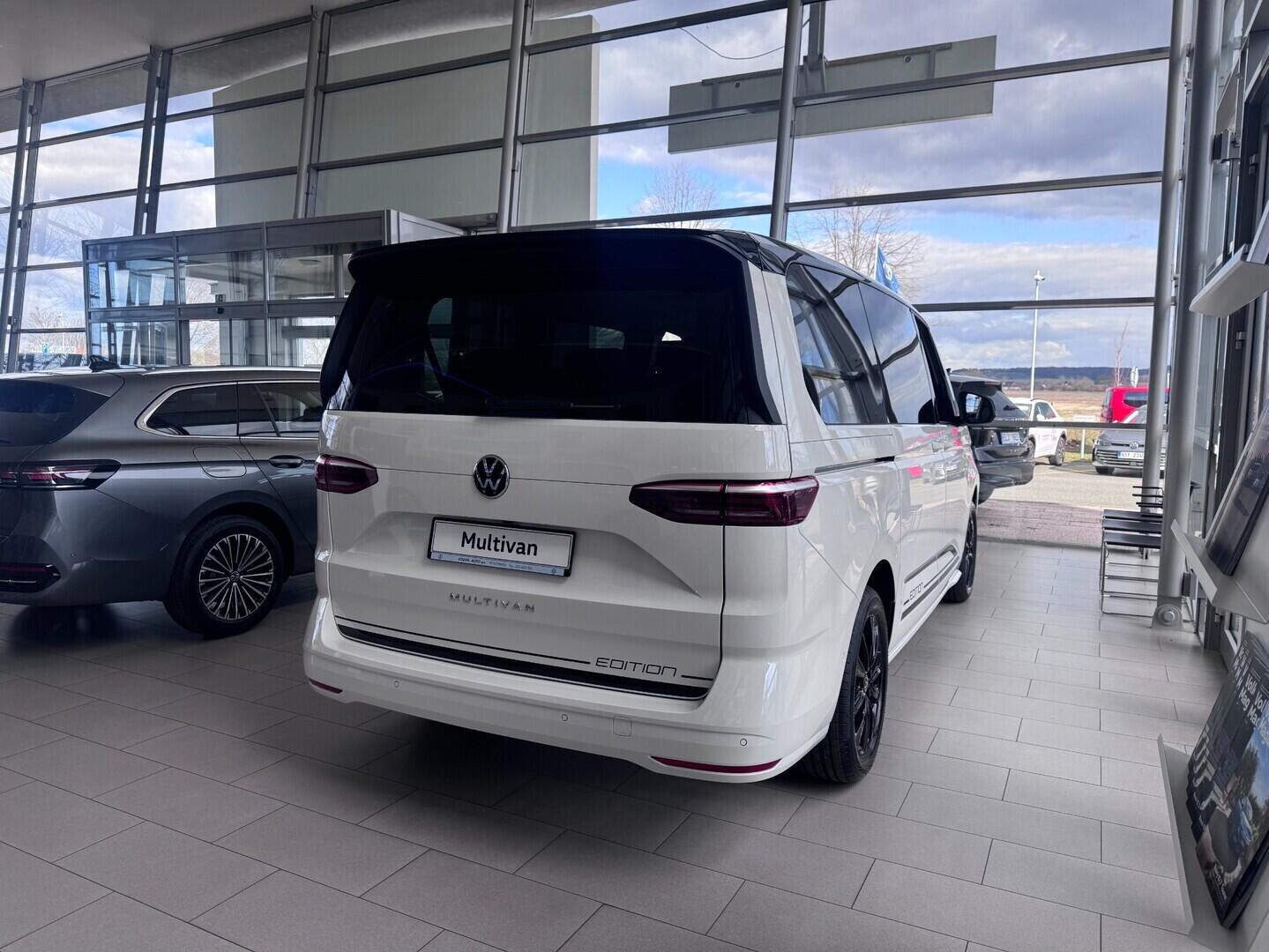 O021U02346_14.webp_Akční Multivan Long Life 2,0 TDI 110 kW 7 DSG