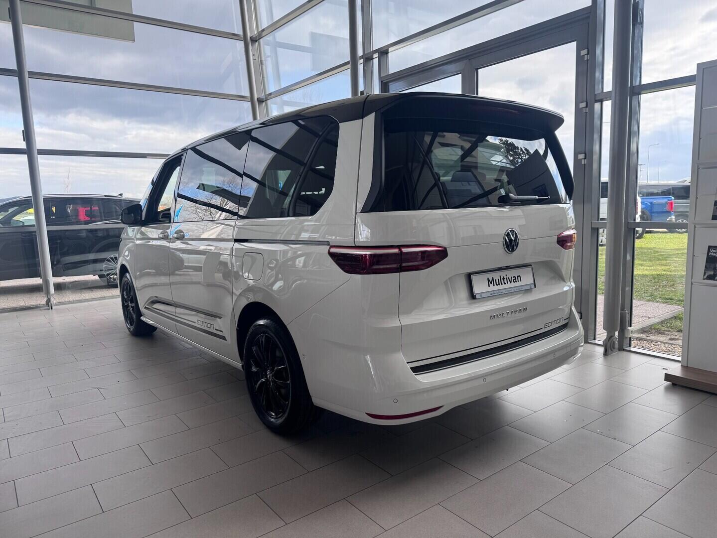 O021U02346_16.webp_Akční Multivan Long Life 2,0 TDI 110 kW 7 DSG