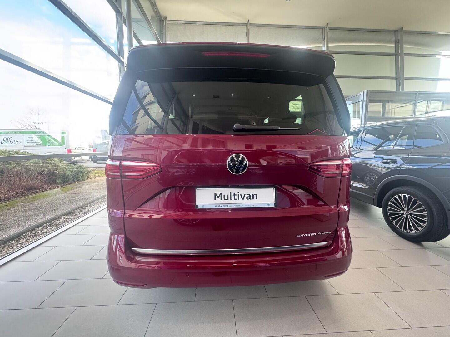 O021U02353_15.webp_Akční Multivan Style 1,5 TSI PHEV 4MOT 130 kW