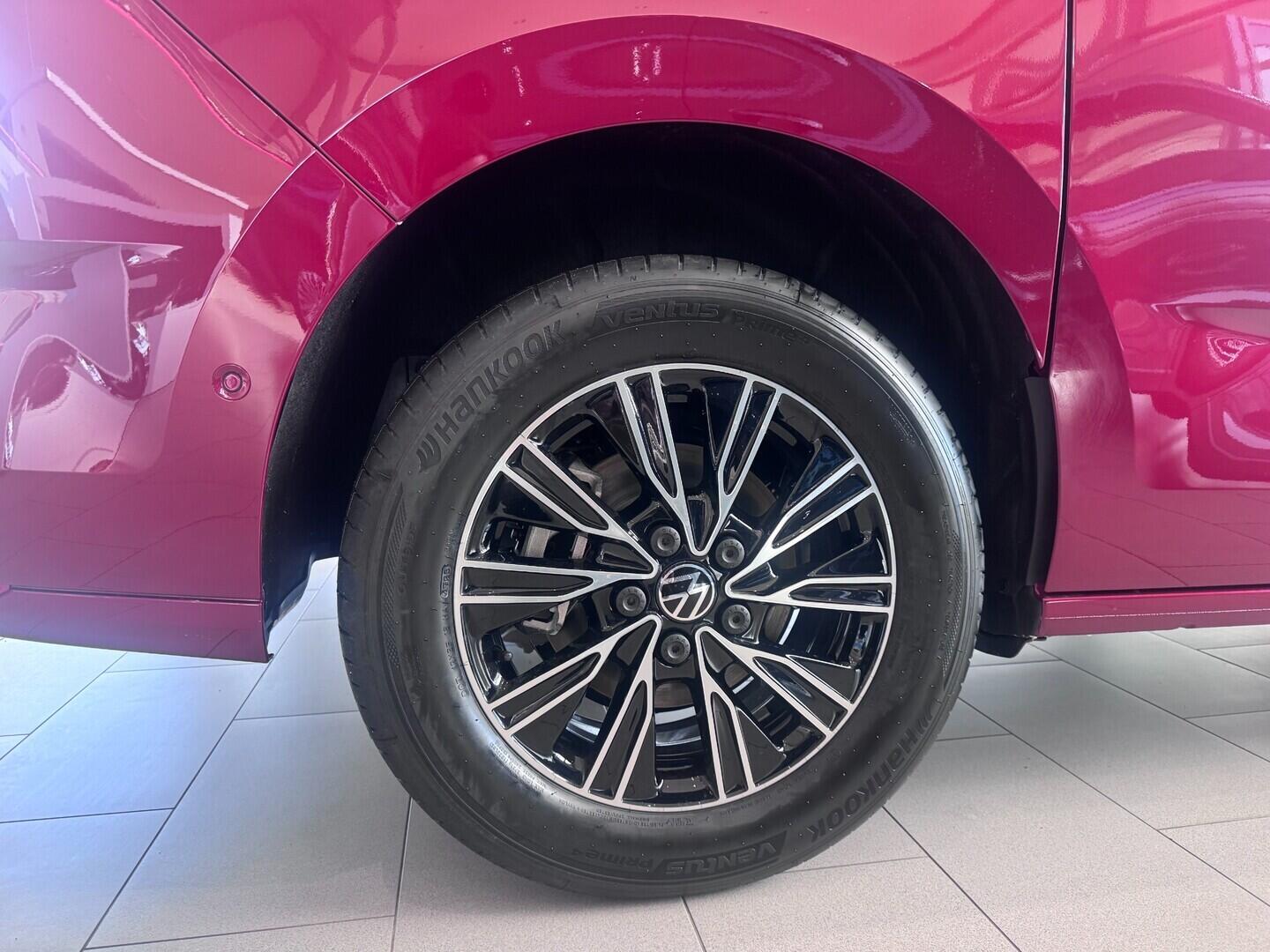 O021U02353_18.webp_Akční Multivan Style 1,5 TSI PHEV 4MOT 130 kW