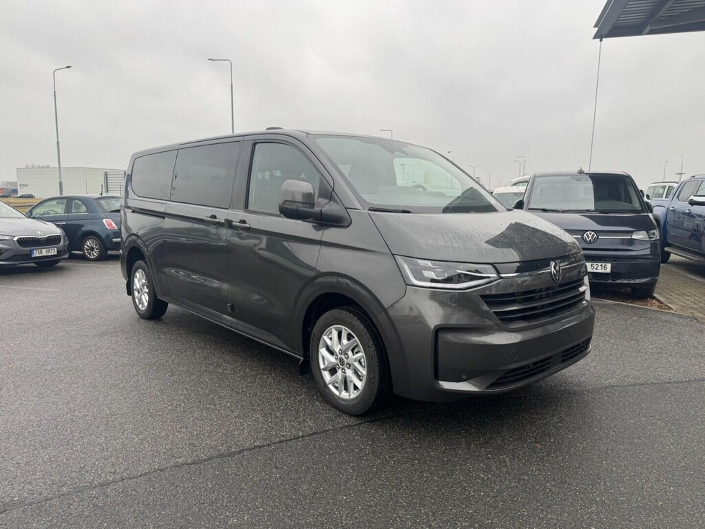 O021U02362_12.webp_Caravelle Style 2.0 TDI 4MOT 8AUT DR 125 kW