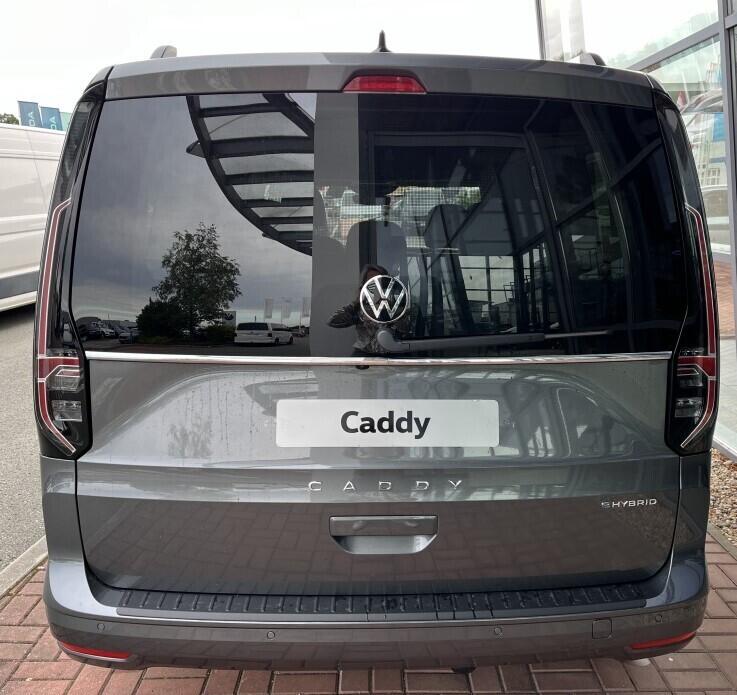 O021U02373_15.webp_Akční Caddy Maxi Style 1,5 TSI PHEV Plug-in hybrid 84 kW 6 DSG