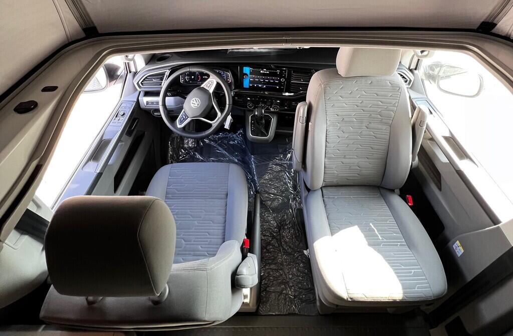 O021U02377_19.webp_Akční California 6.1 Ocean 2,0 TDI 4MOT DSG 110 kW  Skladem